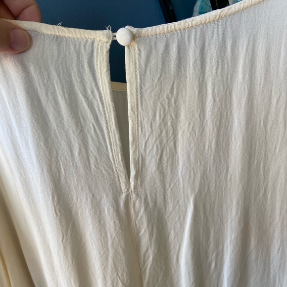 Doe & Rae Batwing Top- Size S (Like New) - Picture 6 of 6